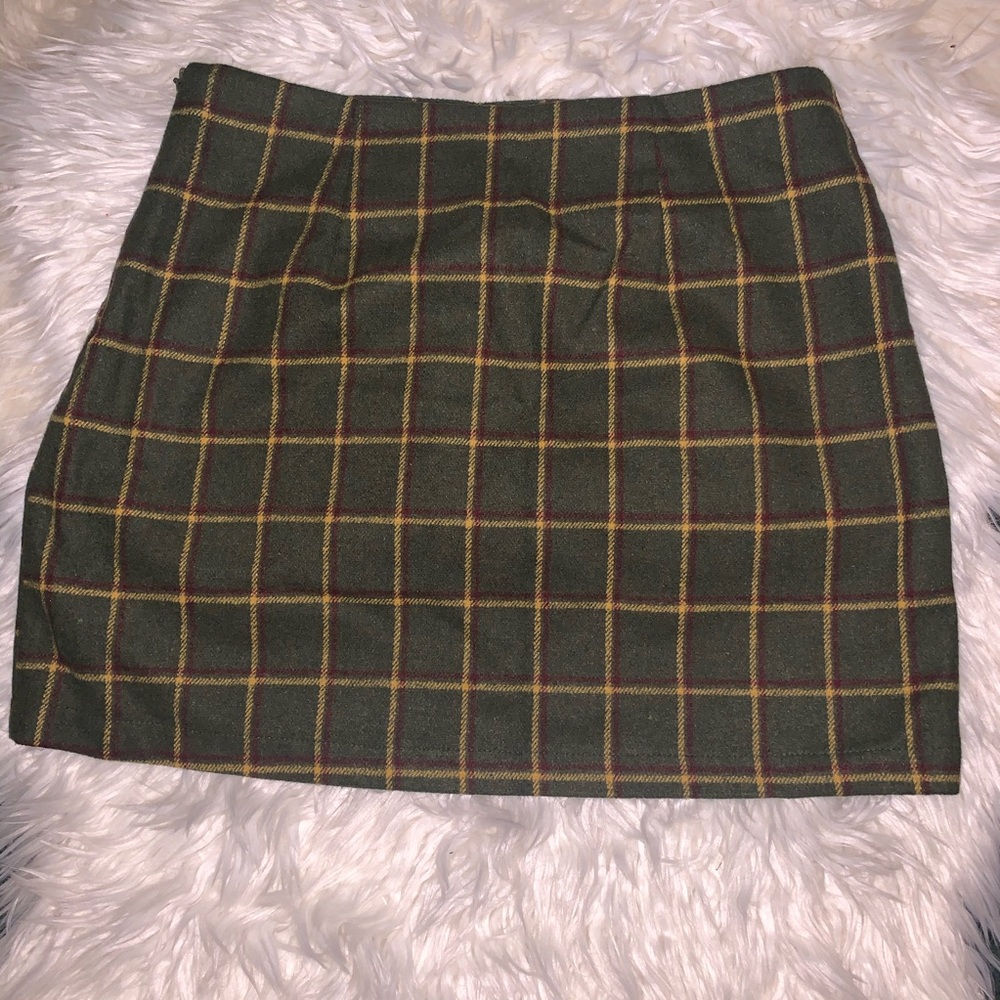 Forever 21 felt mini skirt